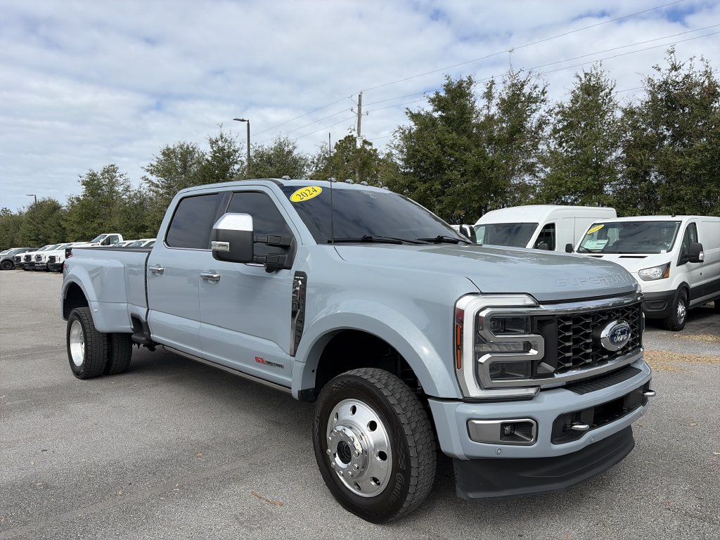 Certified Used 2024 Glacier Gray Metallic Ford Limited image 9