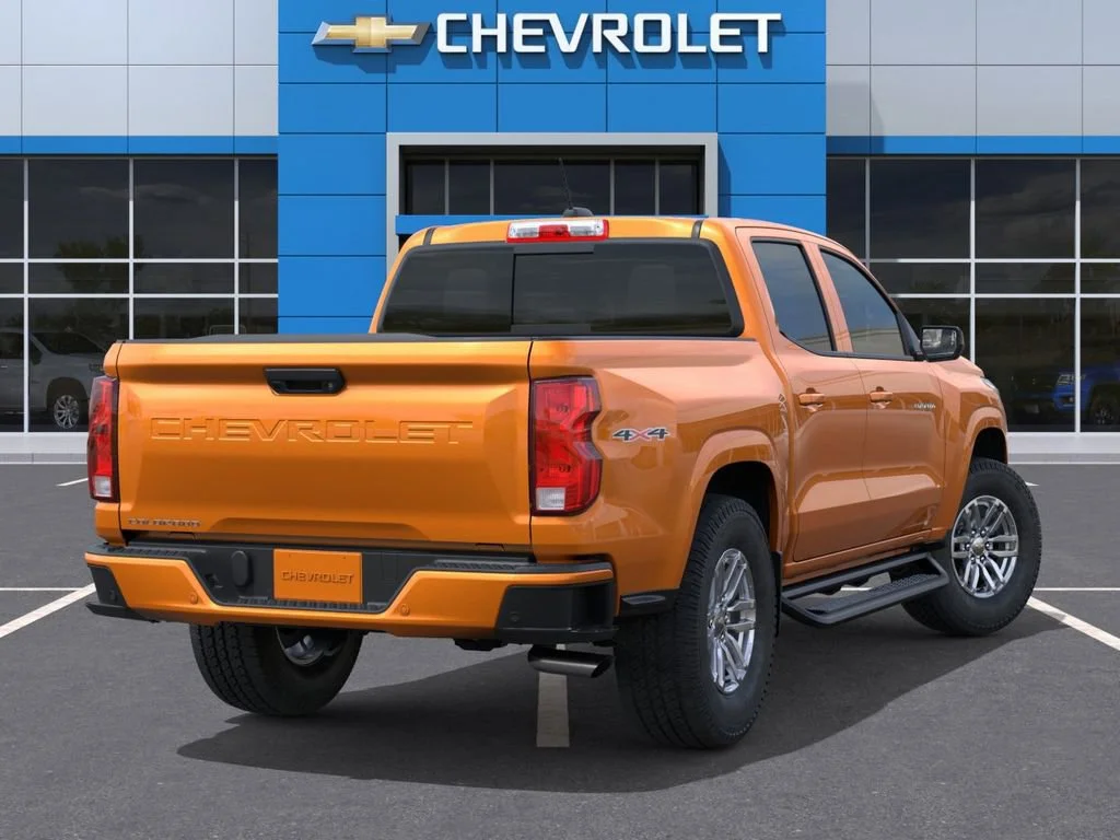 2025 Chevrolet Colorado LT - Photo 4