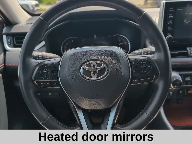 Used 2020 Pearl Toyota Adventure image 10