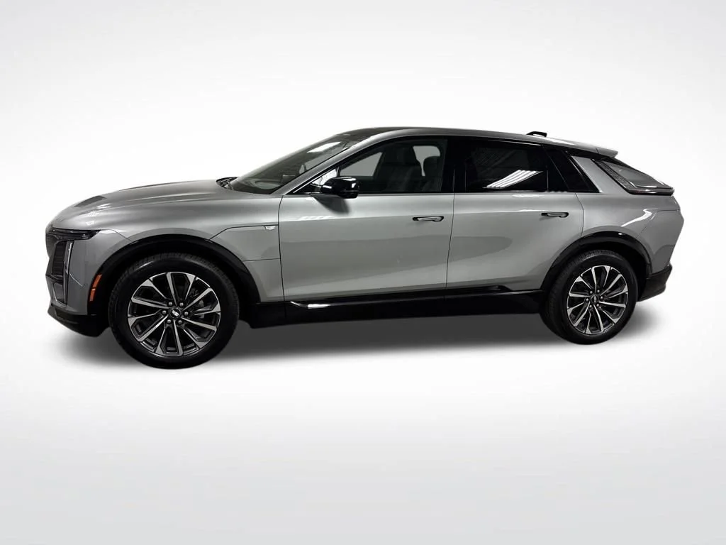 2026 Cadillac LYRIQ Premium Sport - Photo 8