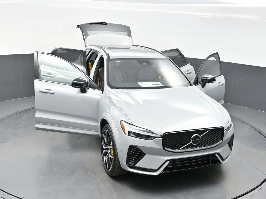 New 2026 Vapour Grey Volvo T8 Polestar Engineered image 41