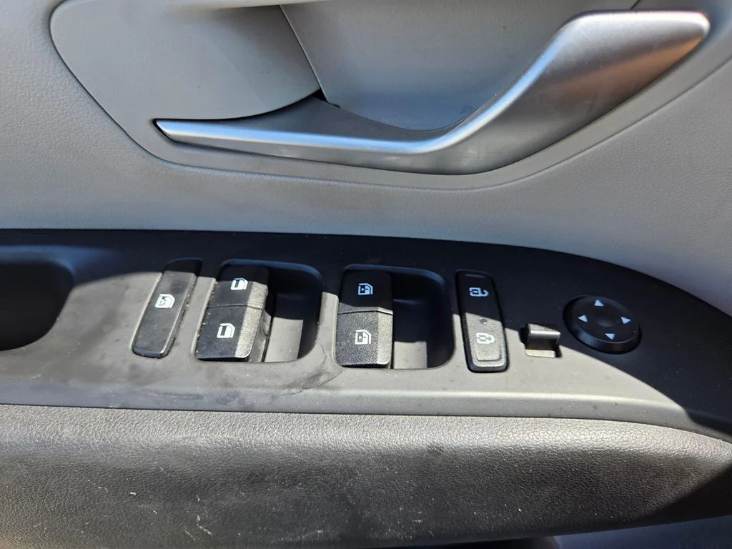 Certified Used 2024 Silver Hyundai SEL image 18