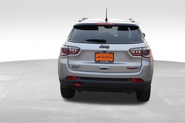 Used 2023 Silver Jeep Trailhawk image 6