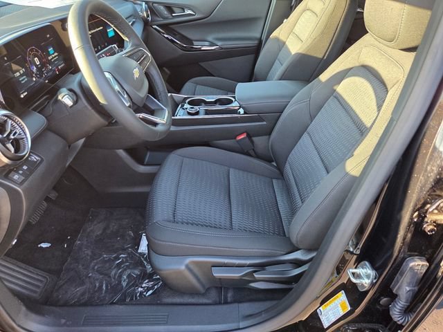 New 2027 Mosaic Black Metallic Chevrolet LT image 6