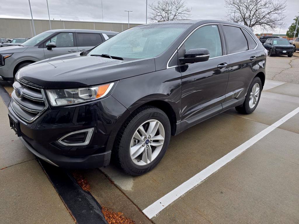 Used 2016 Black Ford SEL image 4
