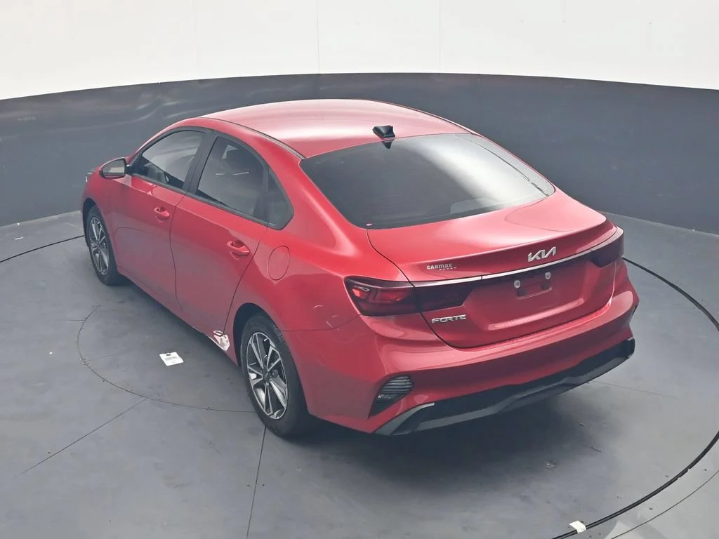 Used 2023 Red Kia LXS image 20