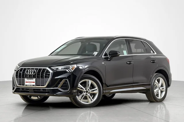 2023 Audi Q3 S line Premium Plus 45 TFSI quattro