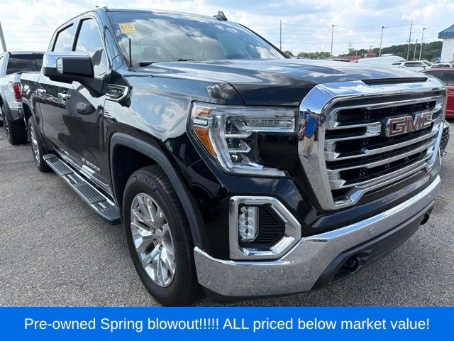 Used 2020 Black GMC SLT image 10