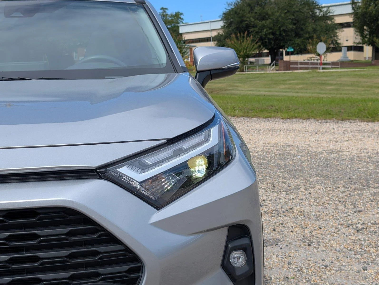 Used 2024 Silver Sky Metallic Toyota XLE Premium image 12