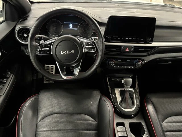 Used 2023 White Kia GT image 12