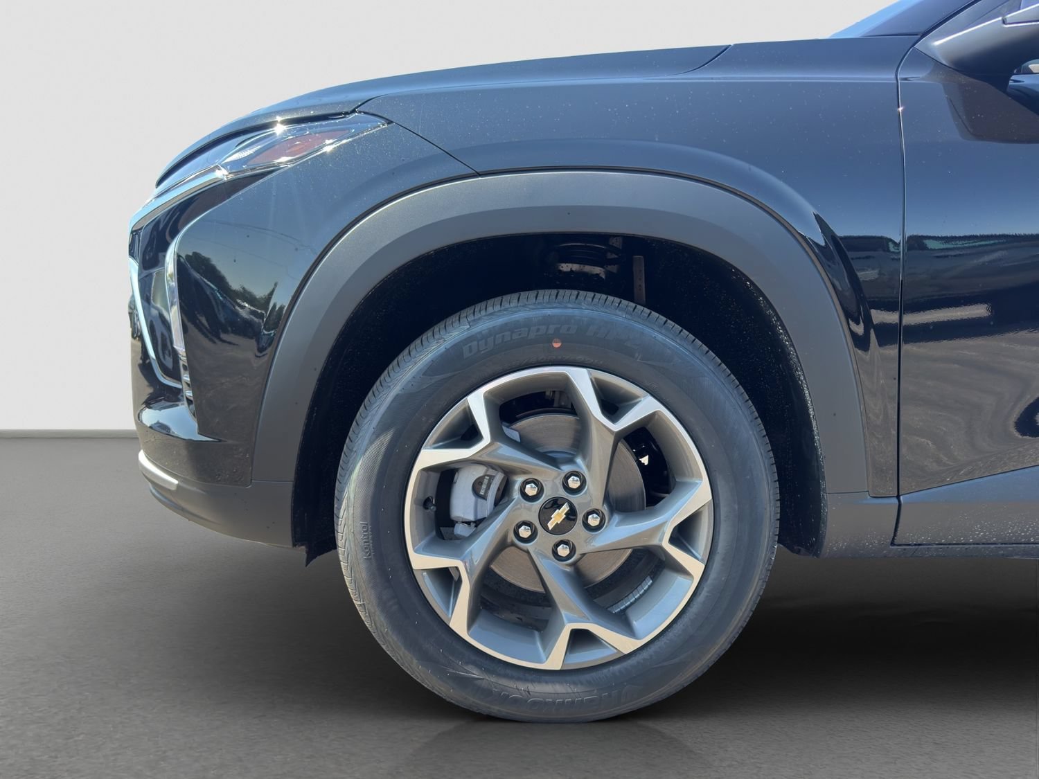 New 2026 Mosaic Black Metallic Chevrolet LT image 16