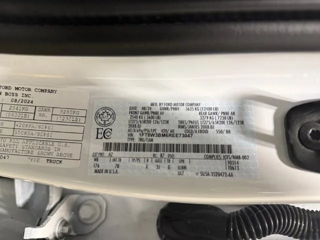 Certified Used 2024  Ford Platinum image 25