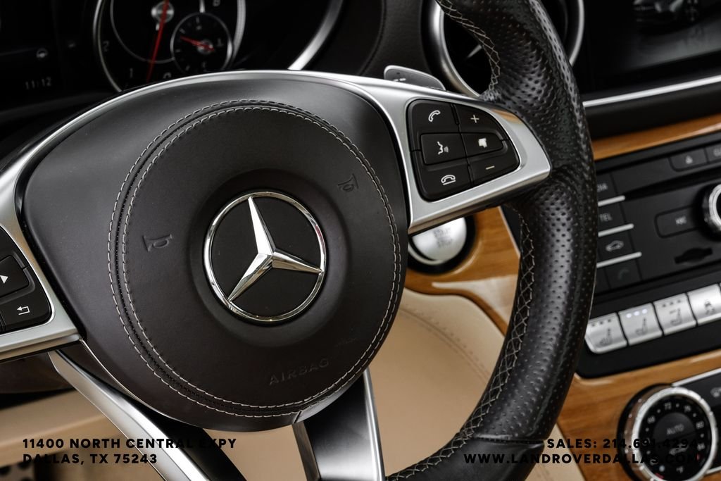 Used 2018 White Mercedes-Benz SL 550 image 18