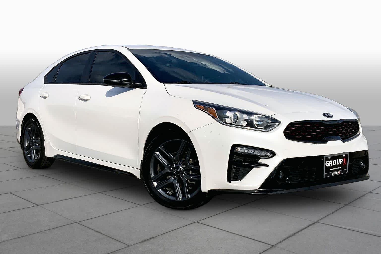 Used 2021 Snow White Pearl Kia GT-Line image 3