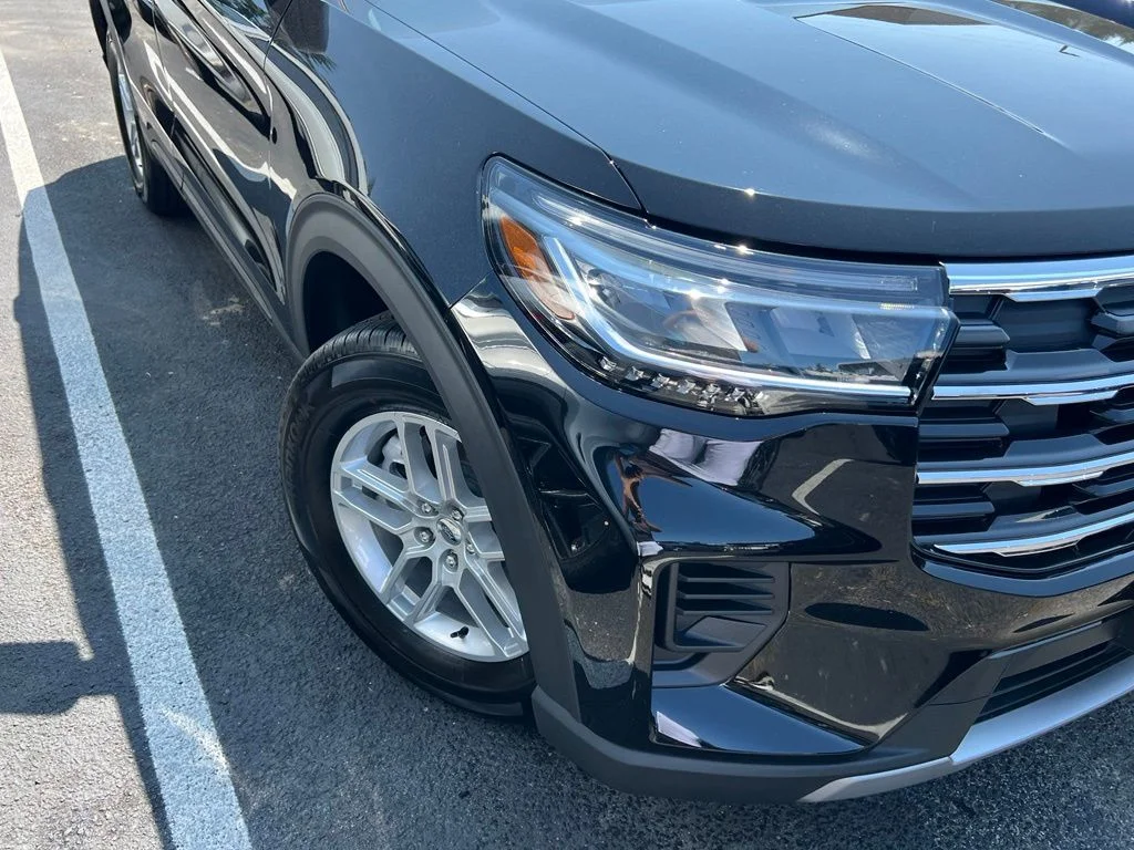 New 2026 Agate Black Metallic Ford Active image 3
