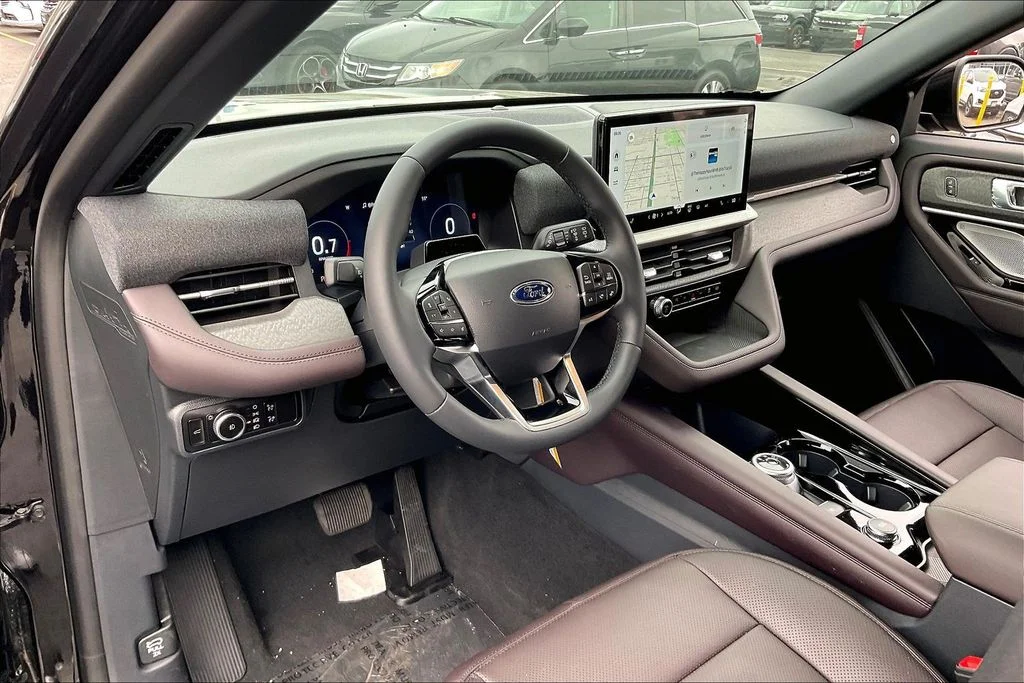 New 2026 Agate Black Metallic Ford Platinum™ image 13
