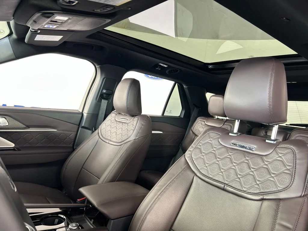 New 2026 Rapid Red Metallic Tinted Clearcoat Ford Platinum™ image 13
