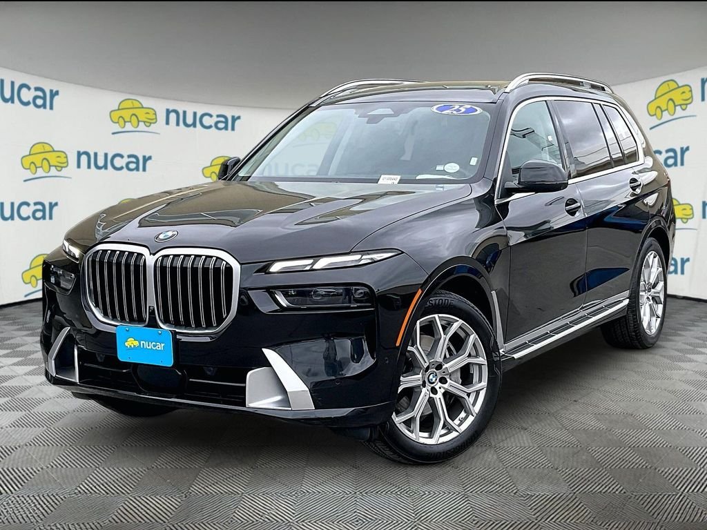 Used 2025 Black BMW xDrive40i image 3