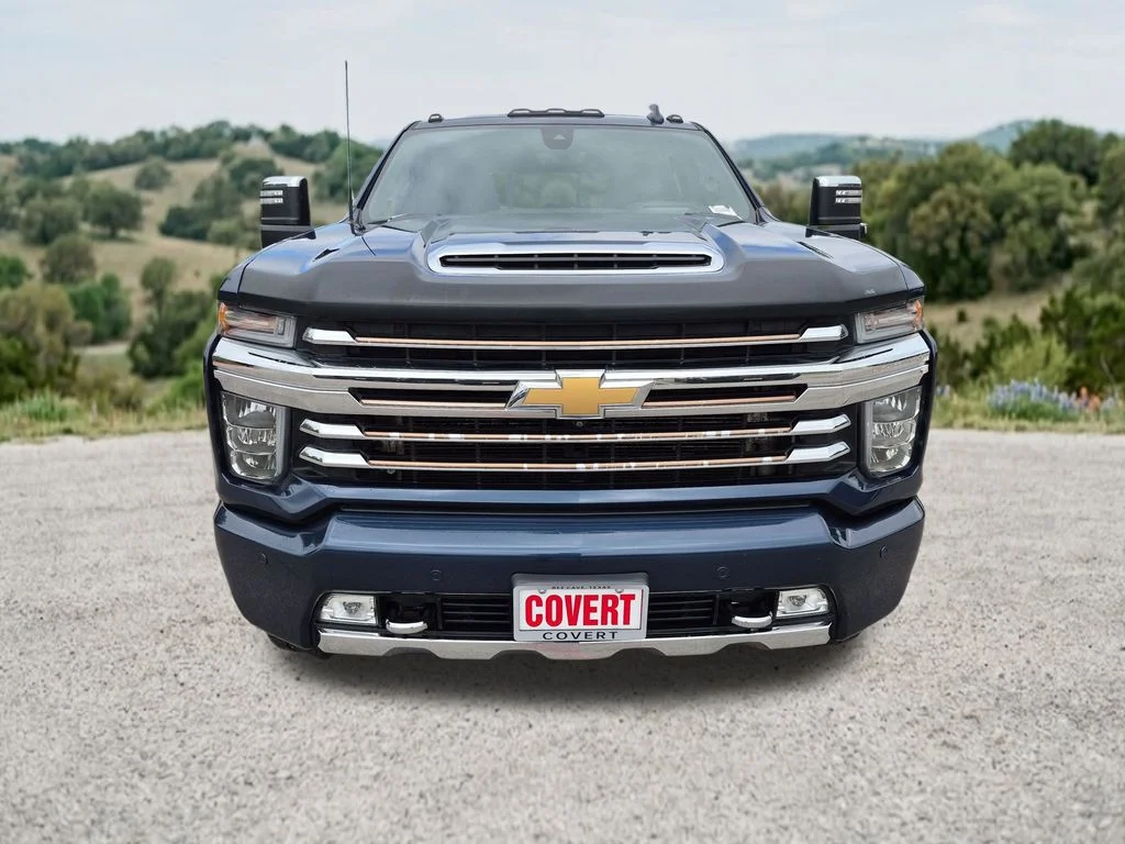 Used 2020 Blue Chevrolet High Country image 2