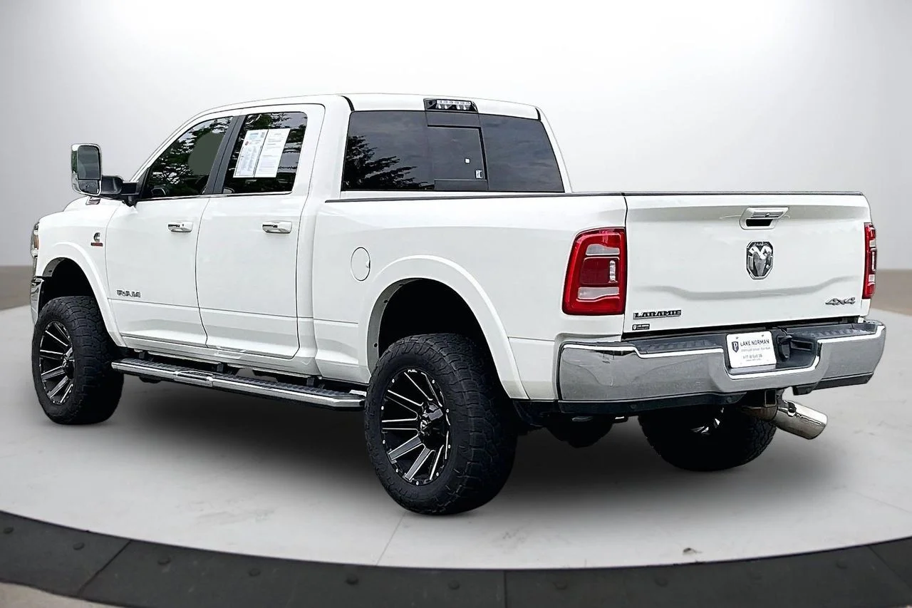 Used 2021 White Ram Laramie image 7