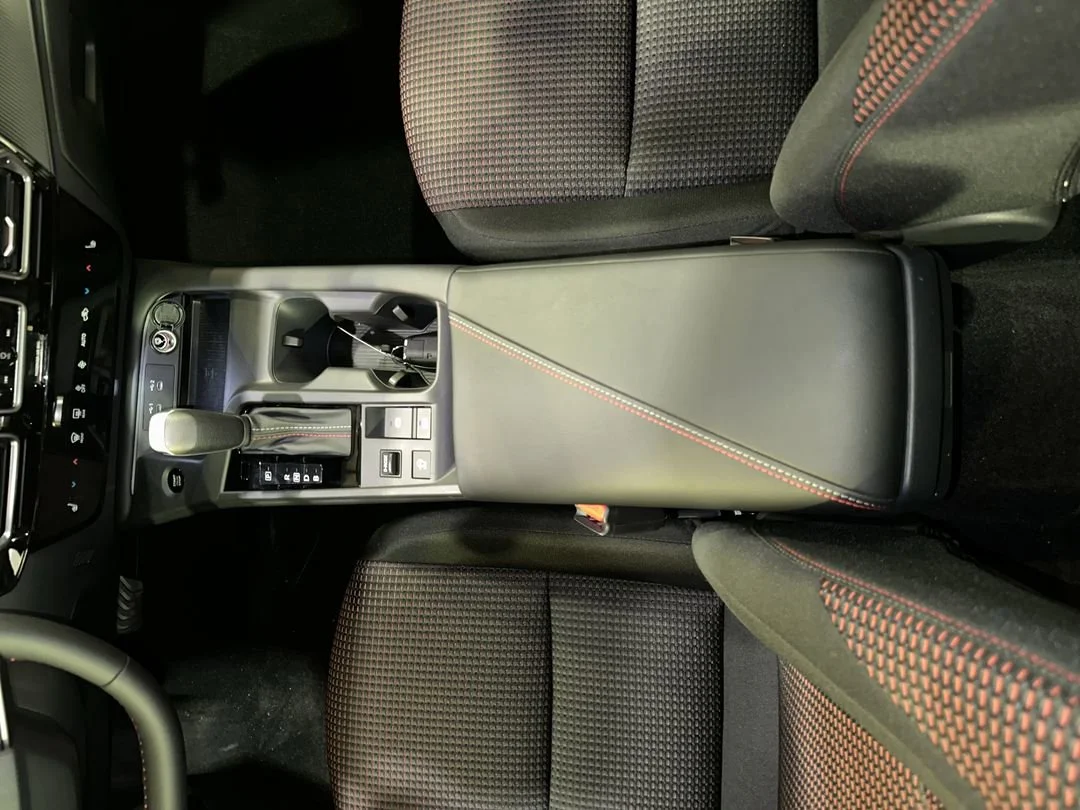 2026 Nissan Sentra SR - Photo 22