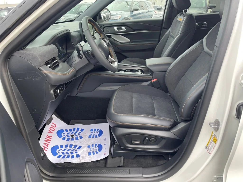 New 2026 Star White Metallic Tri-Coat Ford Tremor® image 14