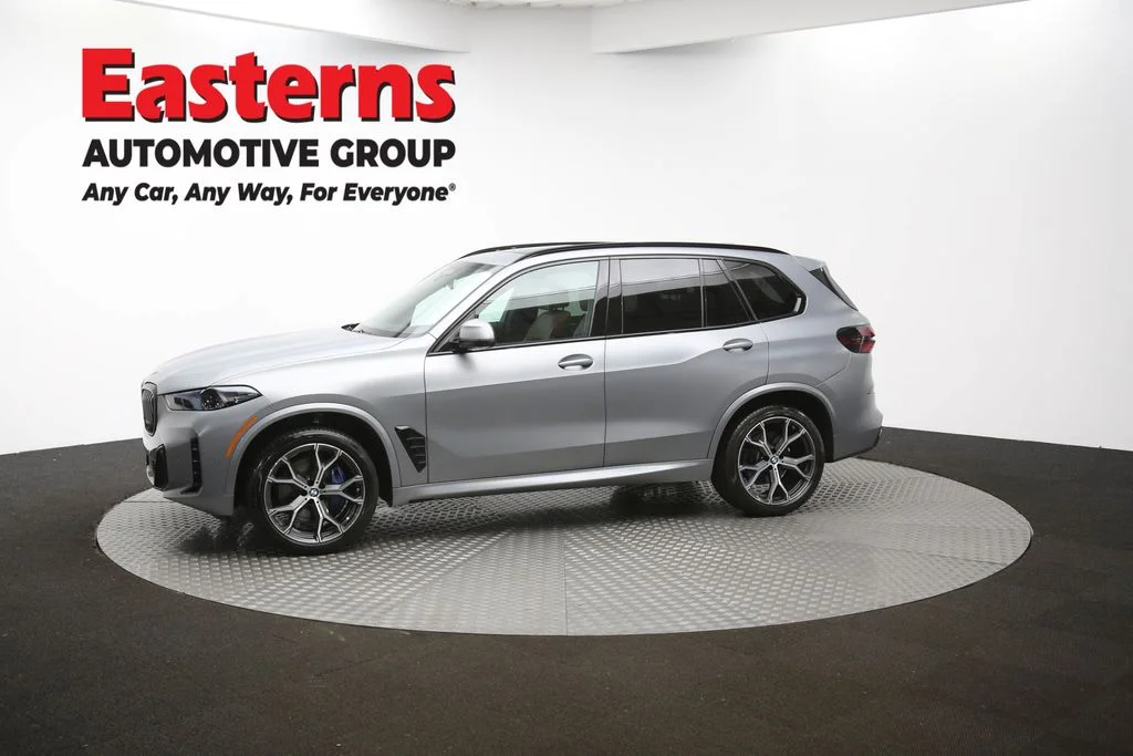 Used 2025 Gray BMW xDrive40i image 59