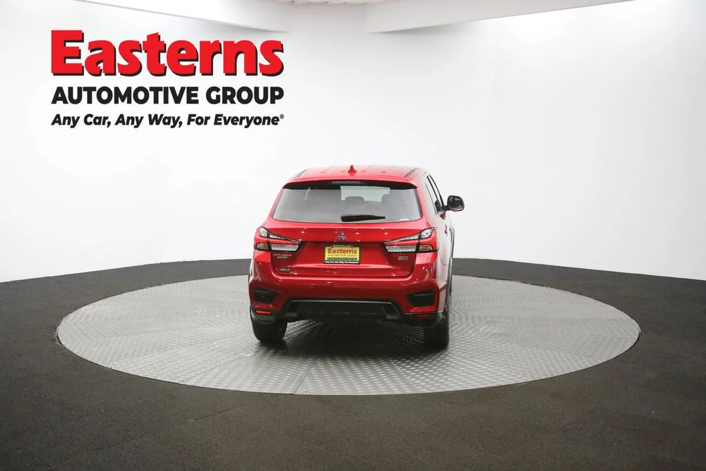 Used 2022 Red Mitsubishi 2.0 LE image 34