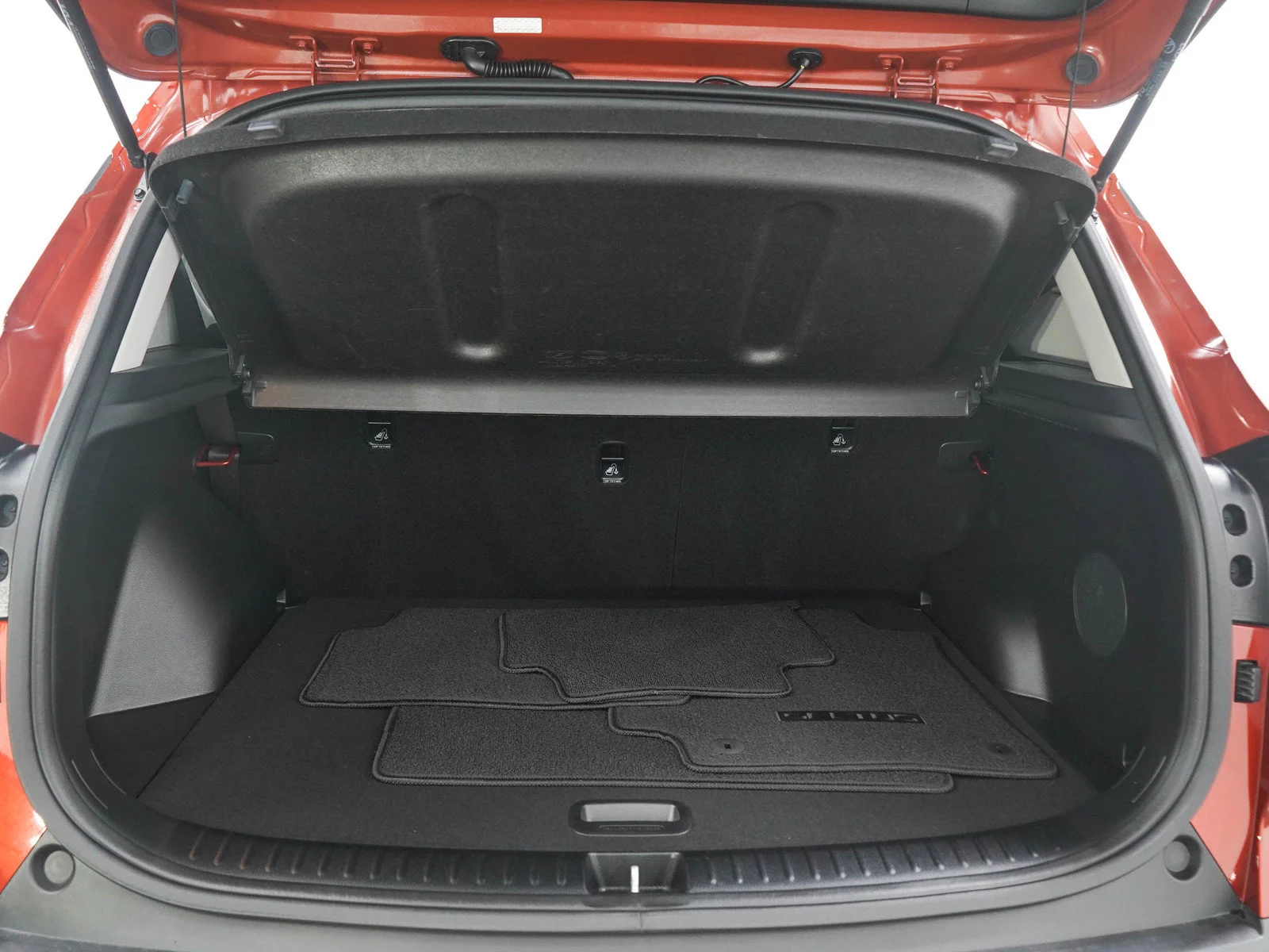Used 2023 Mars Orange Kia SX image 9