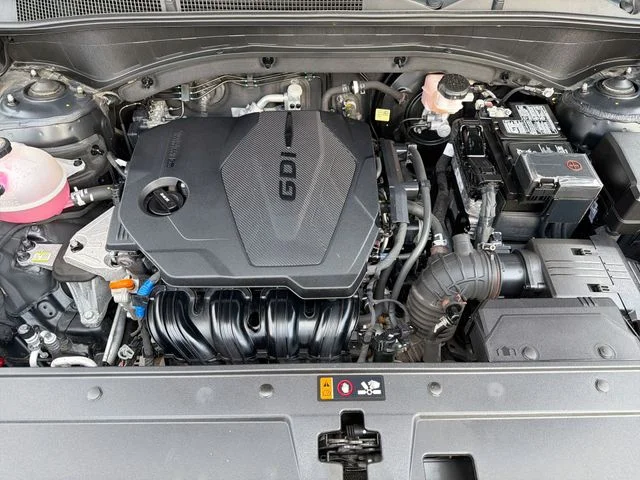 Used 2023 Black Hyundai SEL image 19