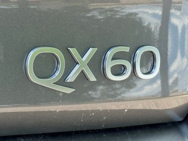 New 2027 Gray INFINITI LUXE image 9