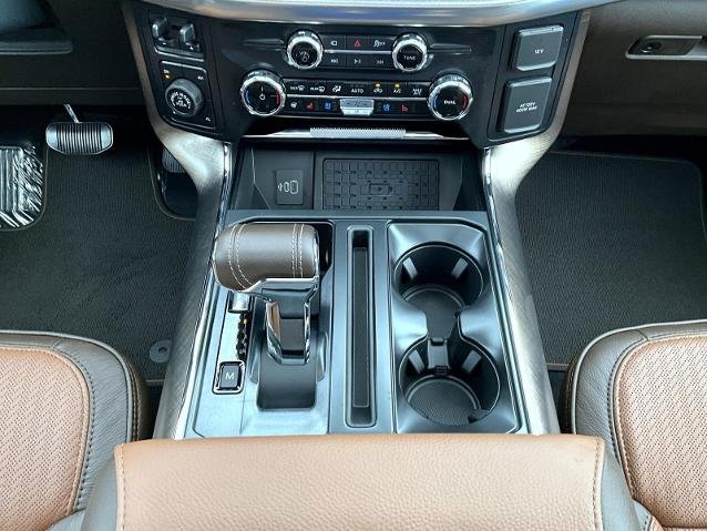 New 2026 Star White Metallic Tri-Coat Ford King Ranch image 43
