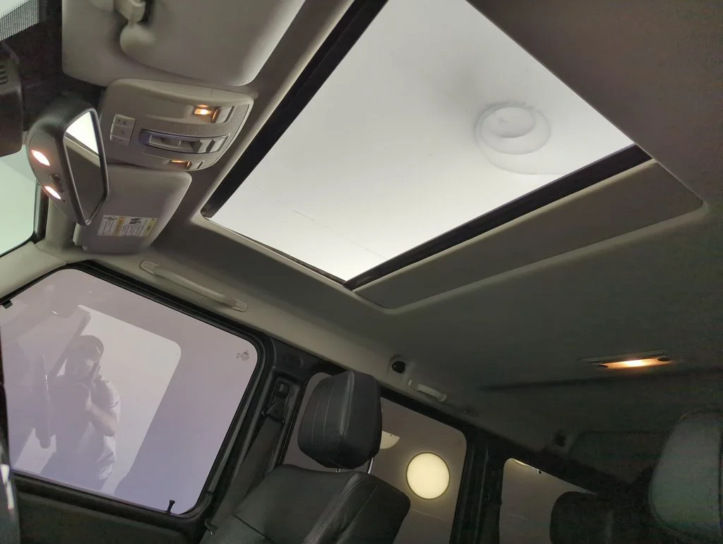 Used 2013  Mercedes-Benz G 550 image 26