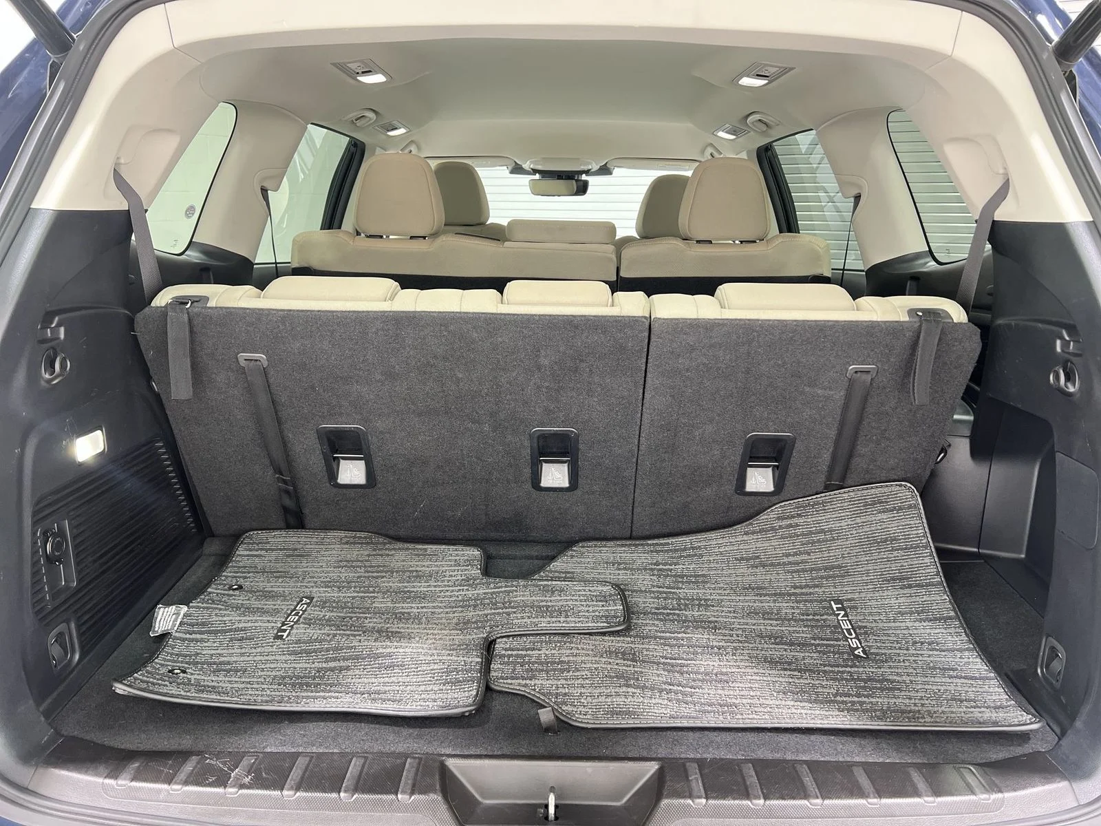 2025 Subaru Ascent Premium - Photo 23