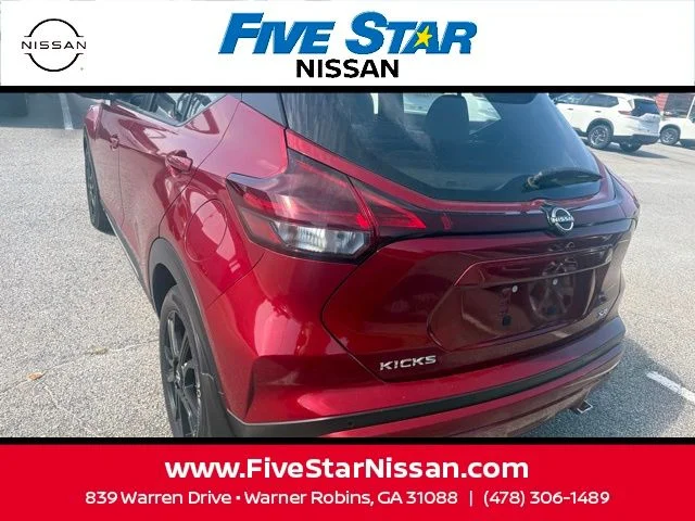 Used 2023 Red Nissan SR image 13