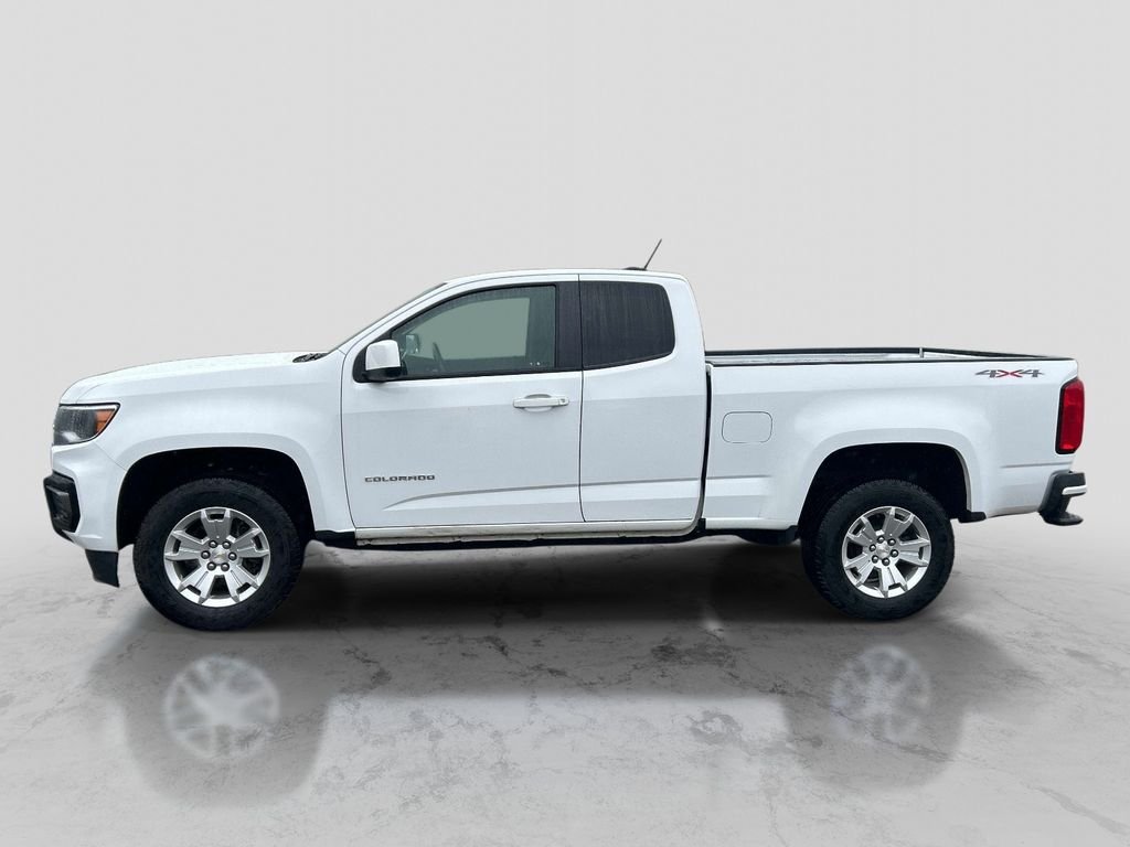 Used 2021 White Chevrolet LT image 2