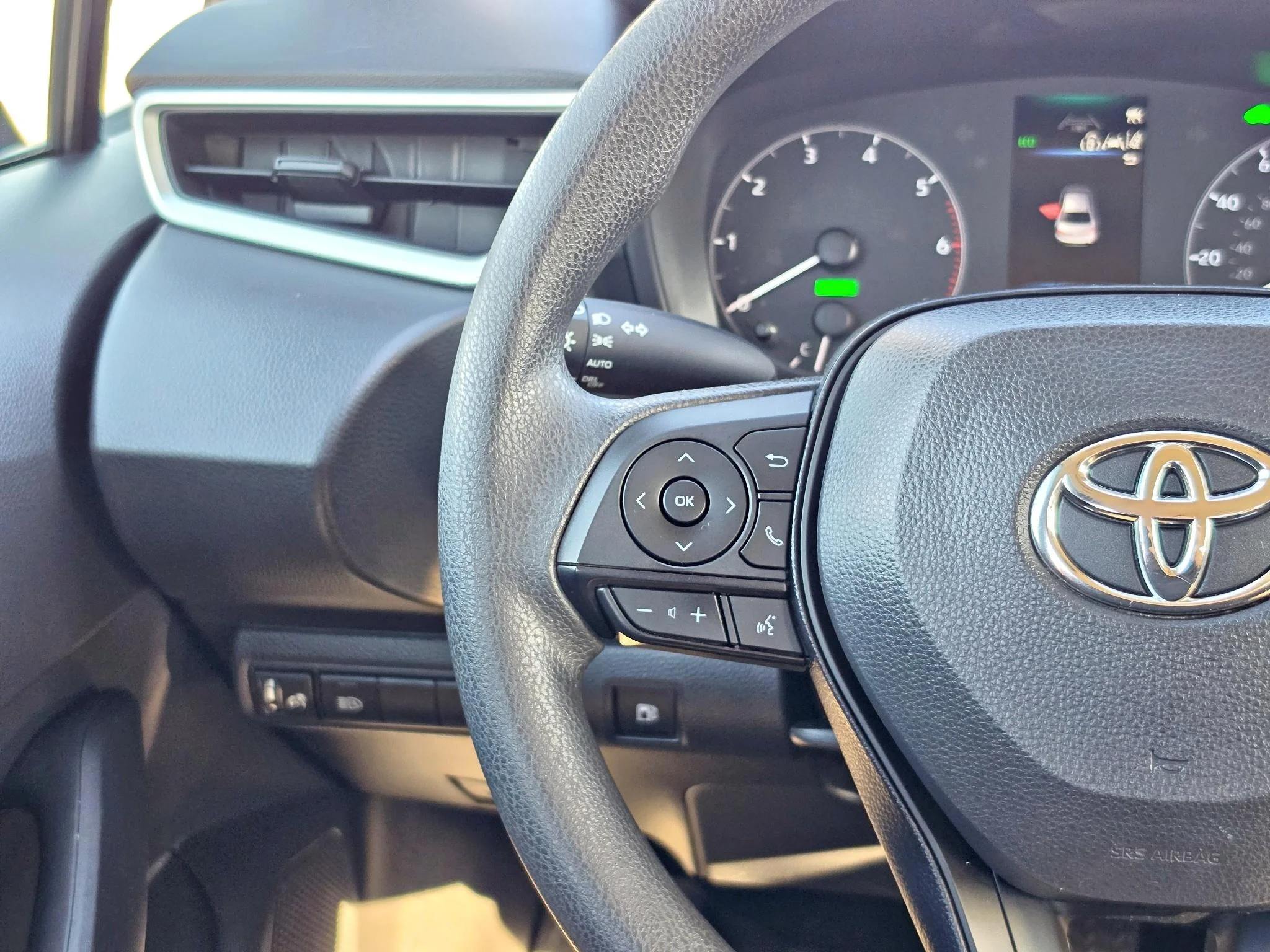 Used 2024 Underground Toyota Hybrid LE image 14