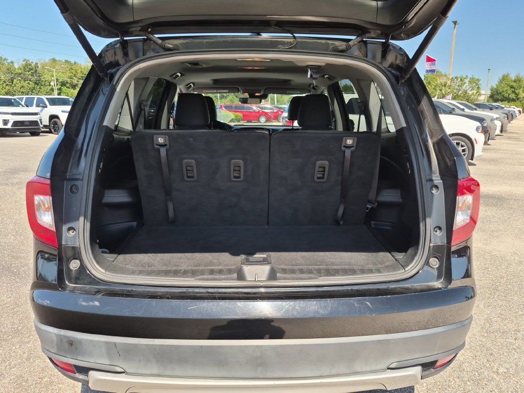 Used 2019 Black Honda EX-L image 22