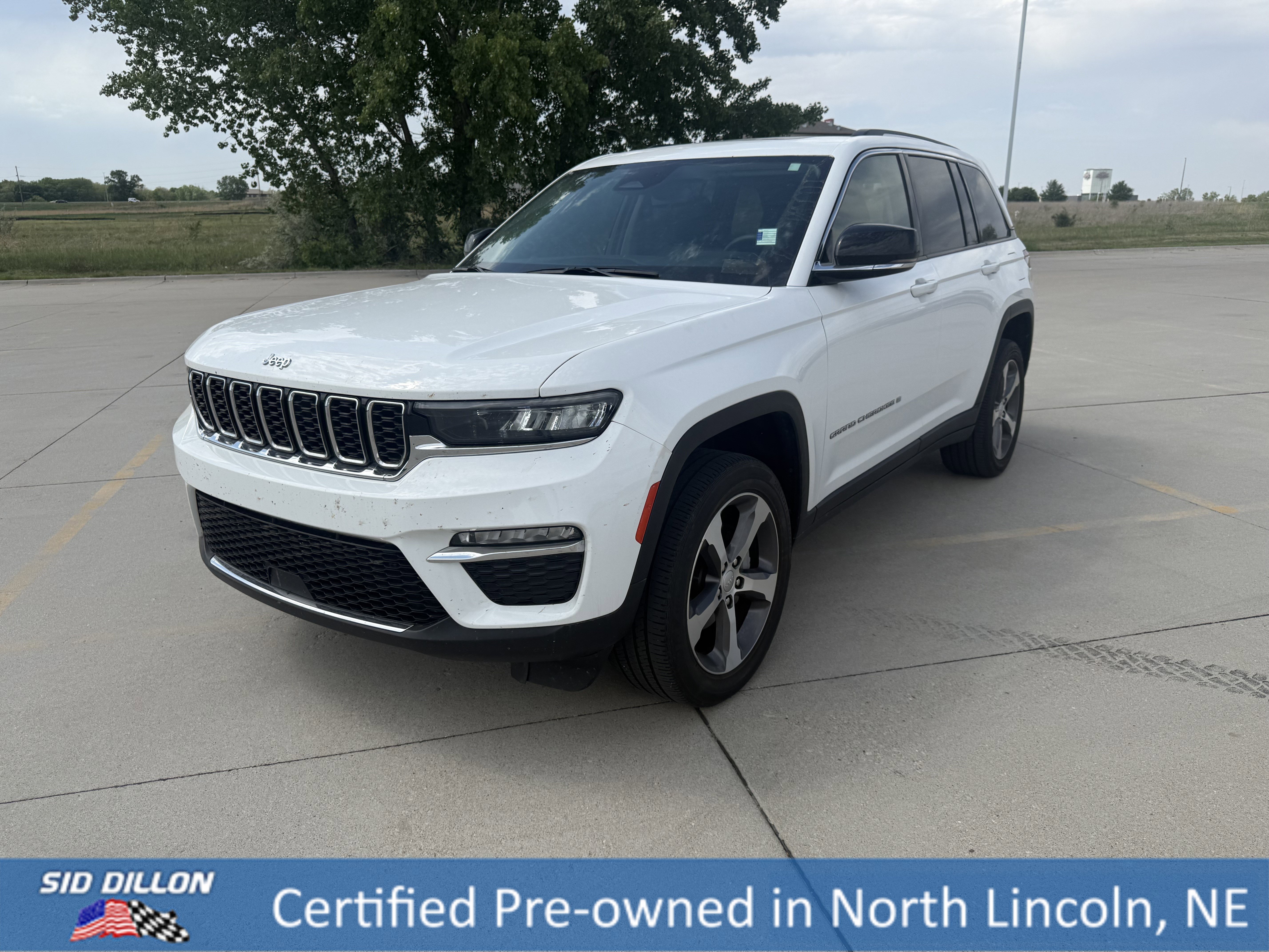 2023 Jeep Grand Cherokee Limited 4x4's photo