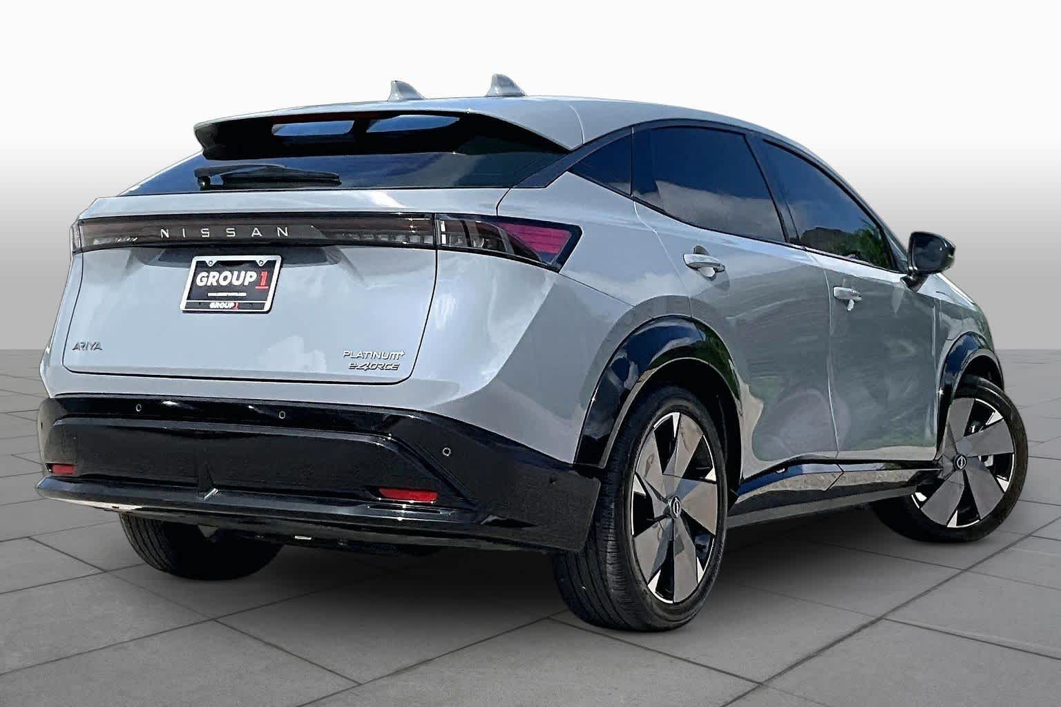 Used 2024 Boulder Gray Pearl Nissan PLATINUM+ image 12