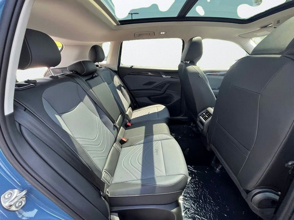 New 2026 Blue Volkswagen SE image 25