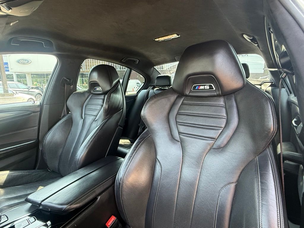 Used 2019 White BMW Competition image 28