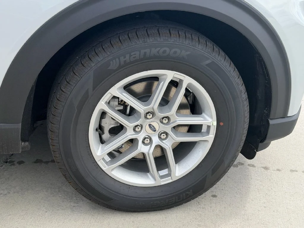 New 2027 White Ford Active image 9