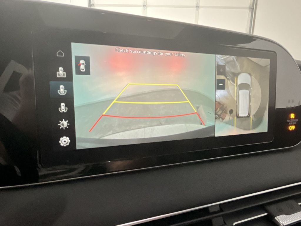 Used 2020 White Hyundai Limited image 21