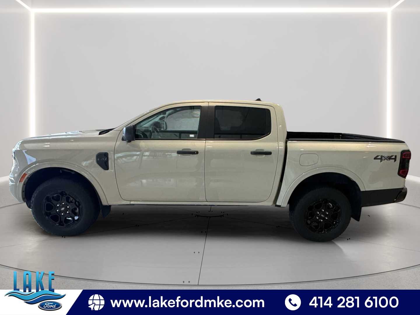 Used 2025 Desert Sand Ford XLT image 4