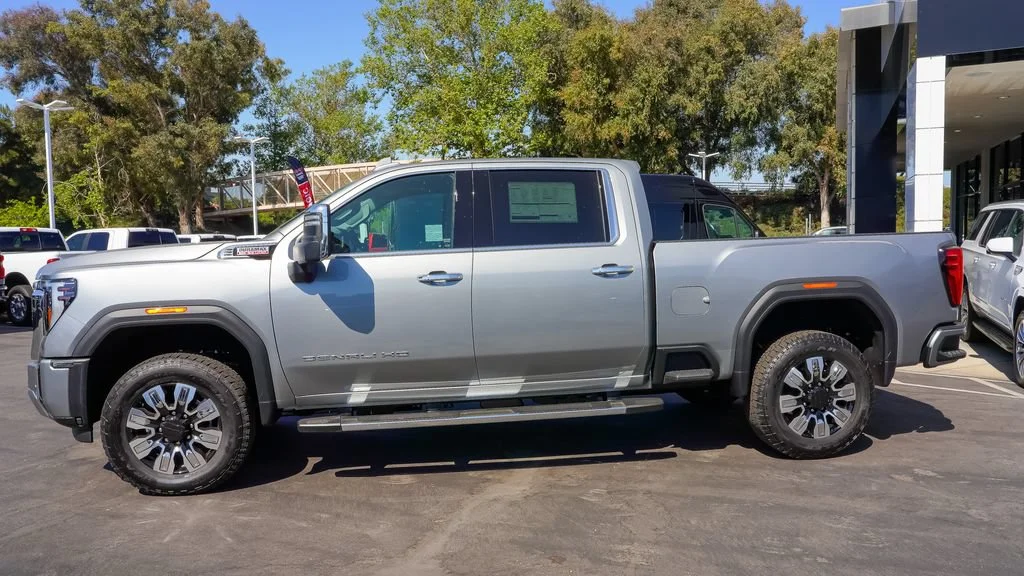 2026 GMC Sierra 2500HD Denali - Photo 8