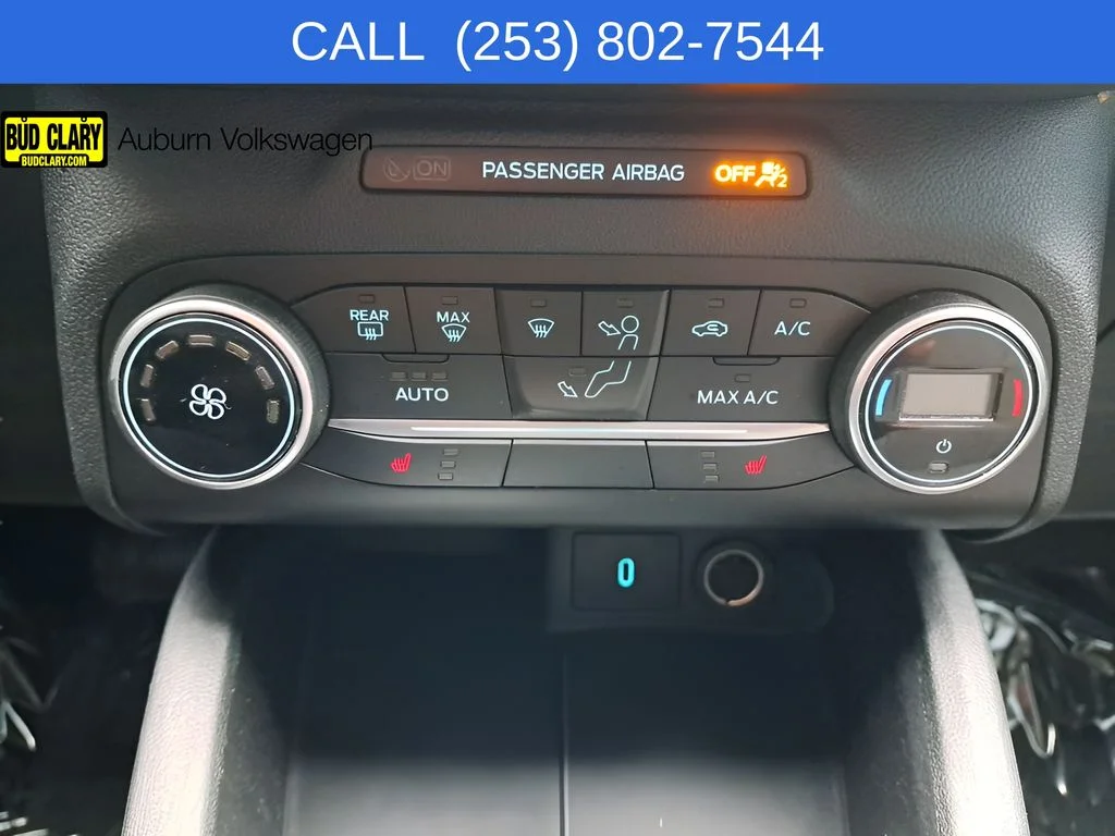 Used 2020 Black Ford SE image 24