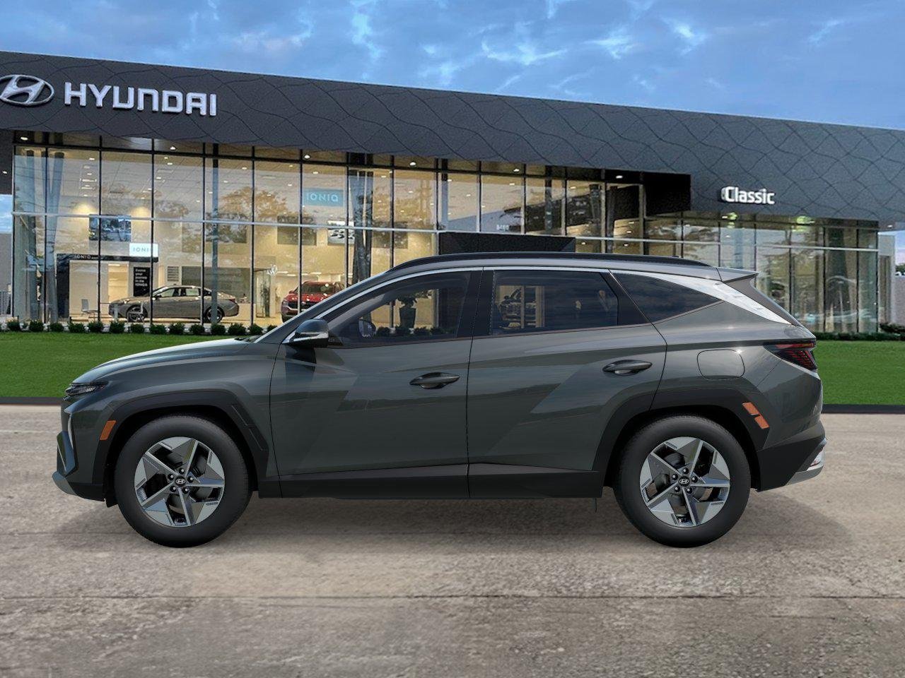 New 2026 Amazon Gray Metallic Hyundai SEL Convenience image 3