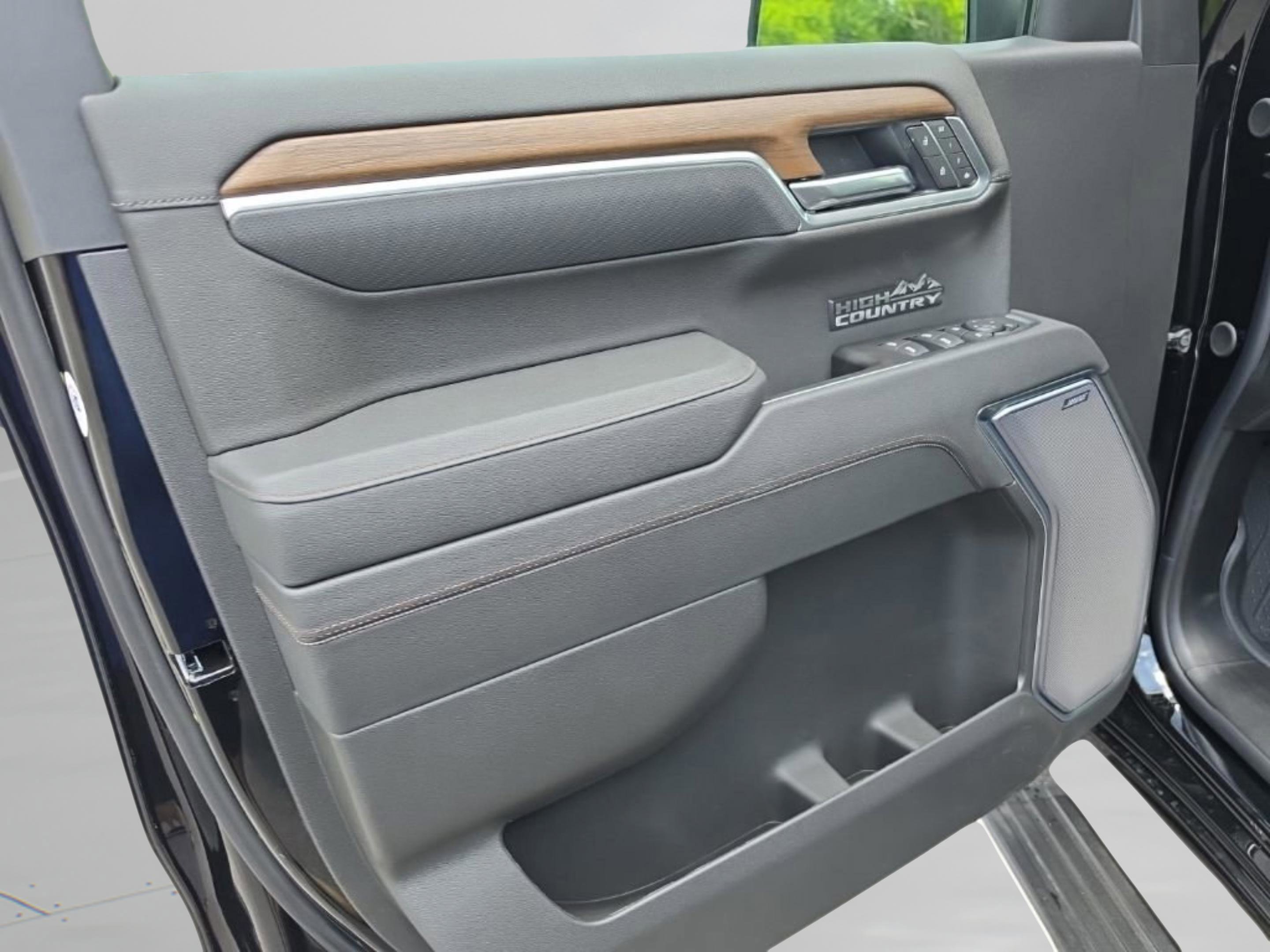 2026 Chevrolet Silverado 1500 High Country - Photo 17