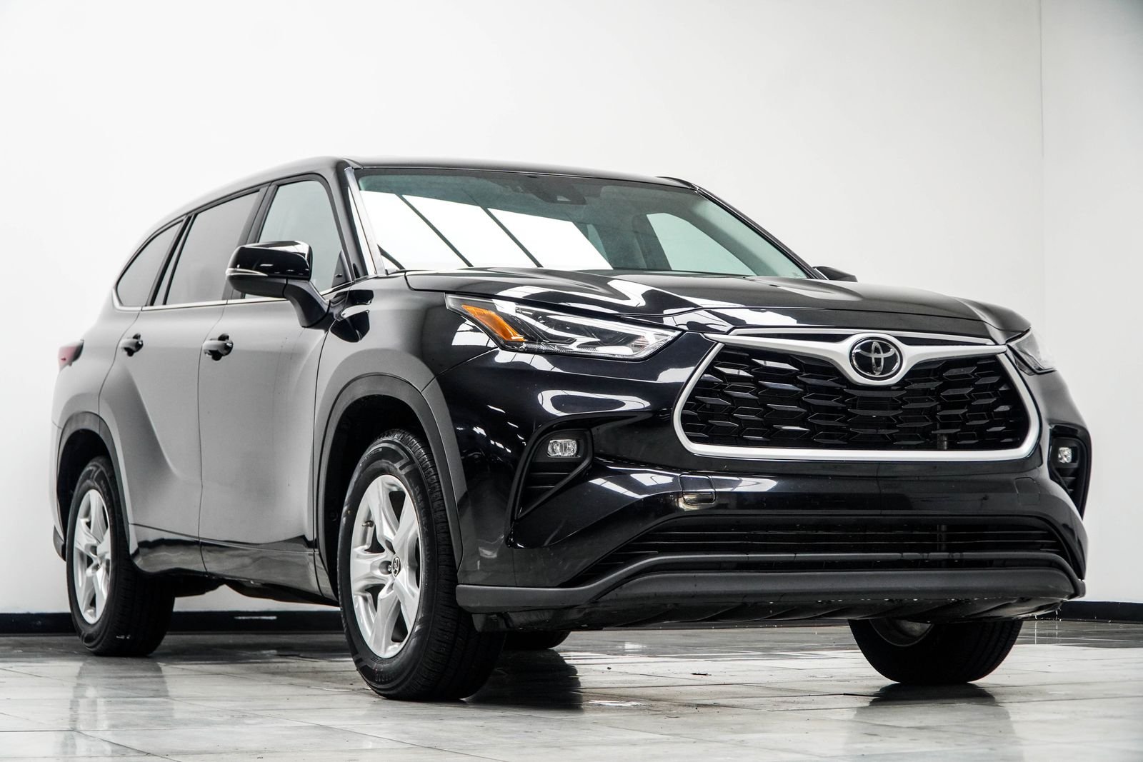 Used 2025 Black Toyota LE image 4